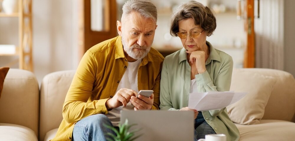 couple researching if leg veins reappear after being removed