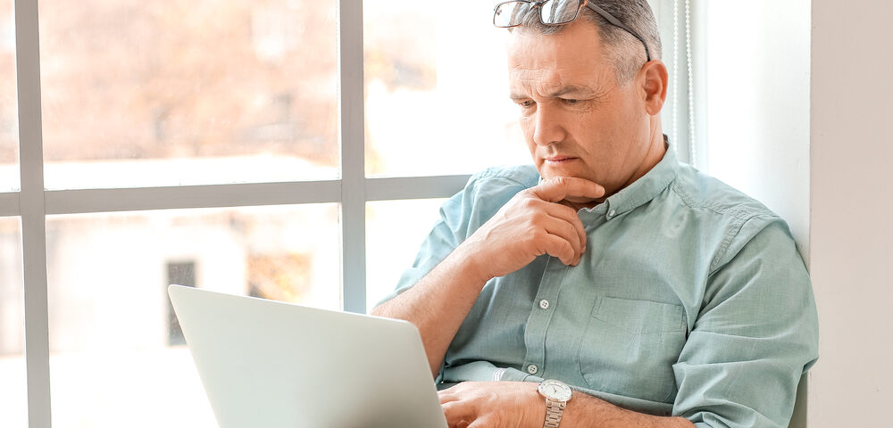 man looking up cost of varicose vein treatment in Baltimore